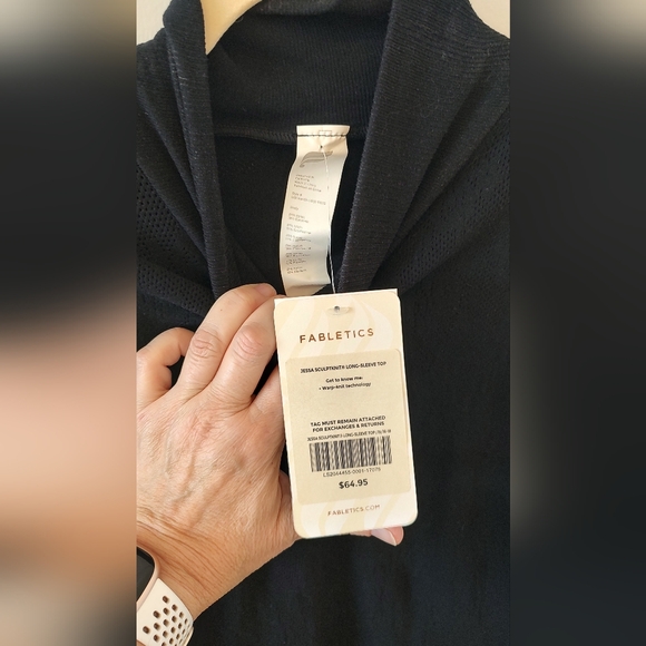 💫Host Pick 💫 NWT Fabletics Jessa Sculptknit Mock Turtleneck Mesh Knit 1X - Picture 2 of 5